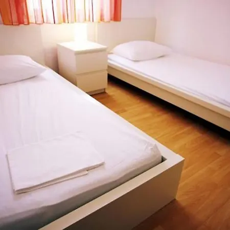 In With Sea View, Balcony, Air Conditioning, Wifi 858-2 아파트 *