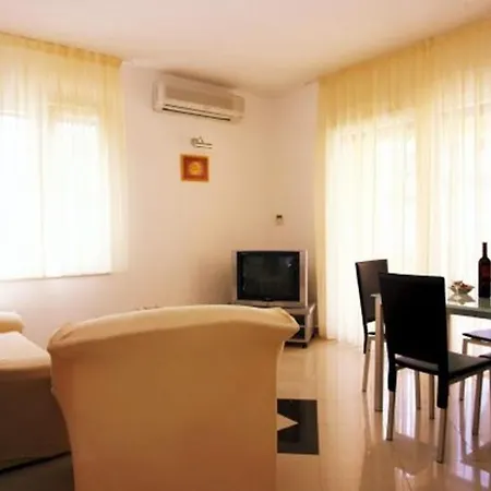 In With Sea View, Balcony, Air Conditioning, Wifi 858-2 扎达尔